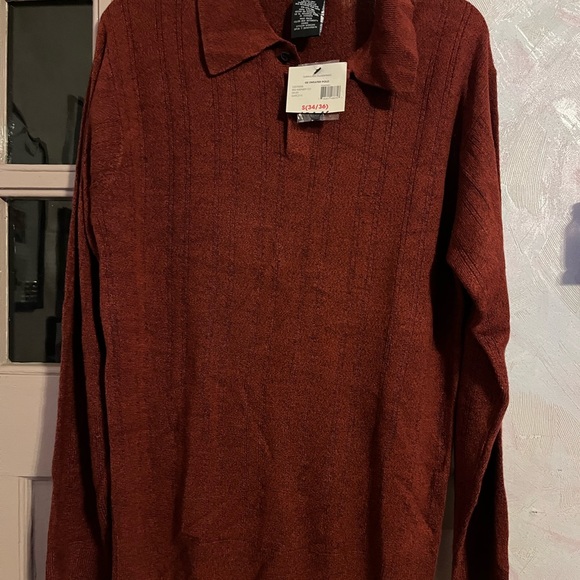 George Other - Maroon sweater size small
